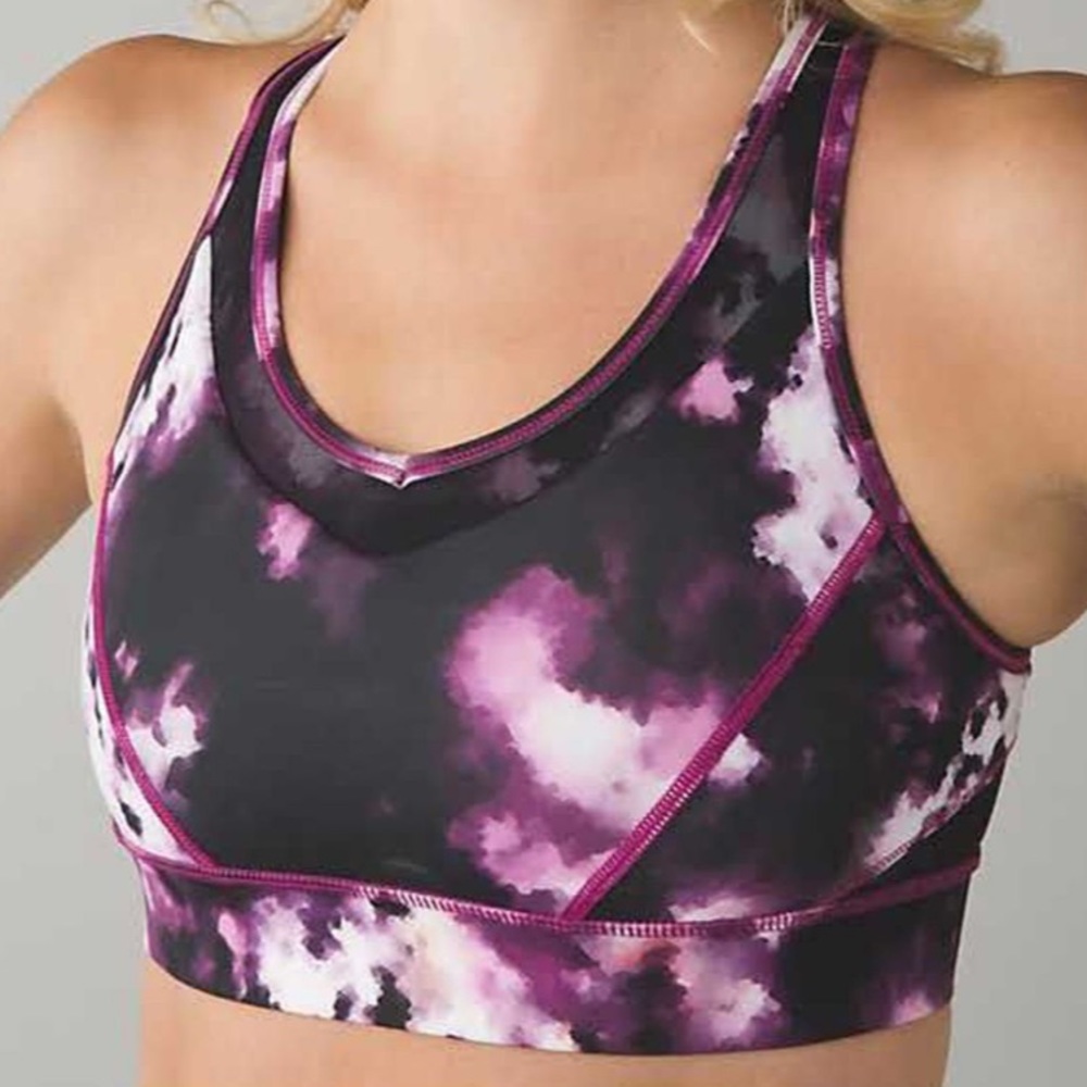 Lululemon Strap it like it’s Hot Bra